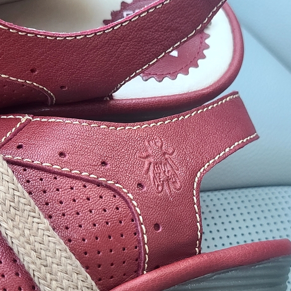 Fly London Strappy Platform Wedge Sandle - Picture 2 of 7